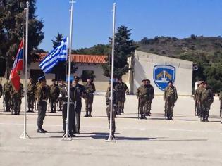 Φωτογραφία για Με μεσίστιες τις σημαίες έγινε η παράδοση-παραλαβή στην Διοίκηση της 95 ΑΔΤΕ -Πένθος για το 22χρονο παλικάρι που έχασε στην άσφαλτο τη ζωή του