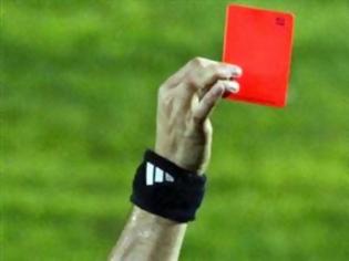 Φωτογραφία για Σκότωσε τον διαιτητή για μια κόκκινη κάρτα
