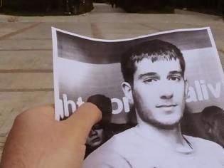 Φωτογραφία για Έκοψε τις φλέβες στο δεξί του χέρι ο Βαγγέλης Γιακουμάκης - Σε αυτοκτονία οφείλεται ο θάνατος του φοιτητή