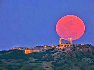 Φωτογραφία για Μετά την έκλειψη ηλίου έρχεται το «Ματωμένο Φεγγάρι» - Ποιο το υπερθέαμα που θα δούμε στον ουρανό και πότε;