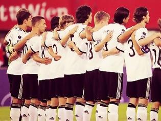 Φωτογραφία για Με μαύρα περιβραχιόνια θα αγωνιστούν οι παίκτες της εθνικής Γερμανίας!