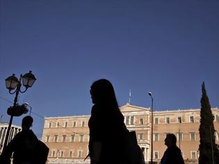 Φωτογραφία για ΣΟΚ για την Ελληνική οικονομία - Χτύπημα κάτω από τη μέση