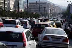 Έντονη συμφόρηση στην άνοδο της Συγγρού λόγω τροχαίου