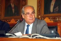 Ο Β. Μιχαλολιάκος έσπασε το μέτωπο της διαπλοκής στον Πειραιά