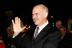 ΓΑΠ: Πάλεψα μόνος μου εναντίον όλων!
