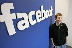 O Zuckerberg θέλει να μας πείσει να επενδύσουμε στο Facebook