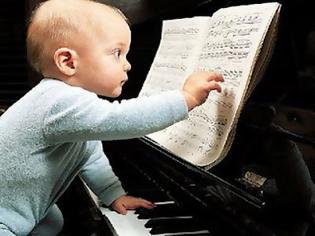 Φωτογραφία για Τα μωρά λατρεύουν τη μουσική