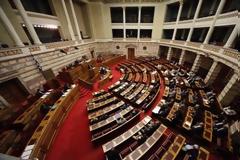 Πάνω από 100 νέα πρόσωπα για πρώτη φορά στα έδρανα
