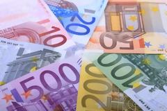 Κατώτατο μισθό 500 ευρώ θέλει η τρόικα!
