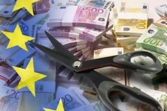 Αντίστροφη μέτρηση για νέο «κούρεμα» στο εφάπαξ