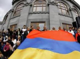 Φωτογραφία για Καταγγελίες για παραβιάσεις στις εκλογές στην Αρμενία