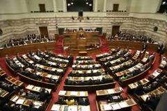 Η μάχη του σταυρού - Κορυφαία ονόματα εκτός Βουλής