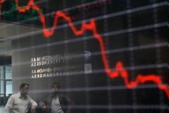 Κατακόρυφη πτώση στο Χρηματιστήριο