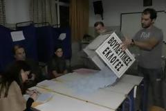 Οι πρώτοι νικητές της κάλπης σε Αθήνα, Πειραιά και Αττική