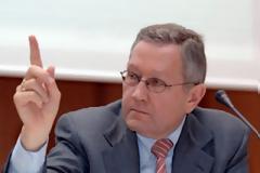 «Καταστροφική η αποχώρηση της Ελλάδας από το ευρώ»