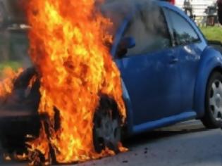 Φωτογραφία για Ηράκλειο : Αυτοκίνητο «άρπαξε» φωτιά …εν κινήσει!