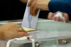 Αγανακτισμένος 18χρονος κάνει σχόλιο για το εκλογικό αποτέλεσμα