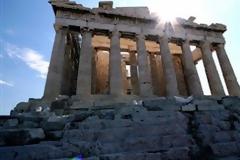 «Ξανά κοντά στο χάος η Ελλάδα»