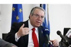 Γ. ΜΠΑΜΠΙΝΙΩΤΗΣ: ΟΙ ΙΔΙΩΤΙΚΟΙ ΕΚΠΑΙΔΕΥΤΙΚΟΙ ΔΙΑΣΦΑΛΙΖΟΝΤΑΙ