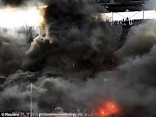 Φωτογραφία για «Έκαψαν» το γήπεδο τους οι οπαδοί της Κολωνίας (pics+vid)