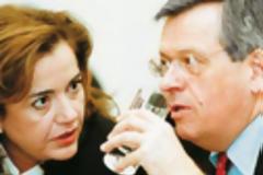 Βουλευτές της ΝΔ ζητούν επανένωση της παράταξης