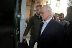 Το ΠΑΣΟΚ έχασε και την ψήφο του Άκη!