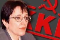 Αναγνώστης κατά της Παπαρήγα