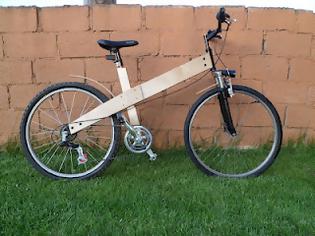 Φωτογραφία για Οικολογικό ποδήλατο φτιαγμένο απο... ξύλο !!!