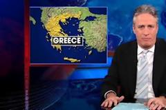 Το καυστικό χιούμορ του John Stewart για τη Χρυσή Αυγή