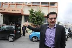 O ΣΥΡΙΖΑ ΛΕΕΙ ΠΩΣ Η ΝΔ ΔΕΝ ΔΙΚΑΙΟΥΤΑΙ ΤΟ BONUS ΤΩΝ 50 ΒΟΥΛΕΥΤΩΝ!
