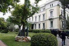 Διαφοροποιημένη πρόταση Τσίπρα εξετάζουν ΠΑΣΟΚ-ΝΔ