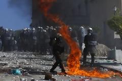 Κοινωνική έκρηξη ή επαναληπτικές εκλογές;