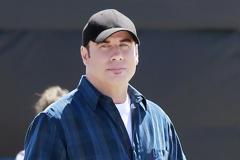 Ο Travolta κατηγορείται για σεξουαλική παρενόχληση από δύο άνδρες μασέρ...