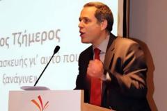 Ποιος είναι ο Θάνος Τζήμερος που έκανε την «έκπληξη» με τη Δημιουργία Ξανά [ΒΙΝΤΕΟ]
