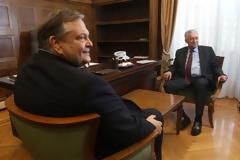 ΒΕΝΙΖΕΛΟΣ: ''Η ΠΡΟΤΑΣΗ ΚΟΥΒΕΛΗ ΣΧΕΔΟΝ ΣΥΜΠΙΠΤΕΙ ΜΕ ΤΗΝ ΠΡΟΤΑΣΗ ΜΑΣ''