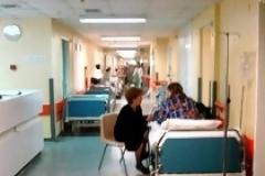 Κόβεται η δωρεάν περίθαλψη στους παράνομους μετανάστες