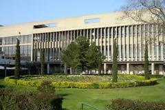 Για επιθετικούς ζητιάνους στο ΑΠΘ, κάνει λόγο αναγνώστης