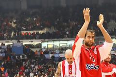 ΓΛΥΝΙΑΔΑΚΗΣ: ΝΑ ΕΙΜΑΣΤΕ ΑΠΟΛΥΤΑ ΣΥΓΚΕΝΤΡΩΜΕΝΟΙ ΓΙΑΤΙ... Η ΜΠΑΡΤΣΕΛΟΝΑ ΔΕΝ ΣΥΓΧΩΡΕΙ ΤΑ ΛΑΘΗ