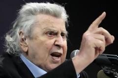 VIDEO: Θα είμαι στην πρώτη γραμμή, είπε ο Μ. Θεοδωράκης