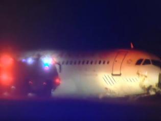 Φωτογραφία για Καναδάς: Airbus 320 βγήκε εκτός της πίστας-25 τραυματίες