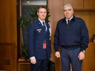 Φωτογραφία για Συνάντηση Αρχηγού ΓΕΑ με τον Αεροπορικό Ακόλουθο των ΗΠΑ