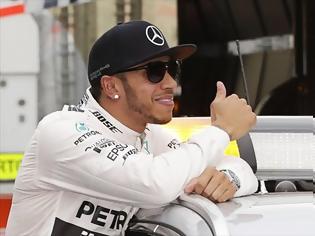 Φωτογραφία για Formula 1: Ανανεώνει με τη Mercedes ο Χάμιλτον