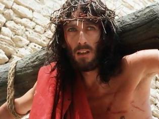 Φωτογραφία για O Ιησούς από τη Ναζαρέτ: Η απίστευτη φωτογραφία από τα γυρίσματα που ο Τζεφιρέλι θα ήθελε να εξαφανίσει! [photo]