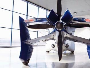 Φωτογραφία για Αυτό είναι το απίθανο ιπτάμενο αυτοκίνητο που θα κυκλοφορήσει από το 2017