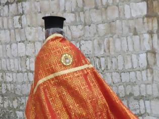 Φωτογραφία για Koρινθία: Ο ιερέας έχασε τη ζωή του στη στιγμή της κορύφωσης του Θείου δράματος