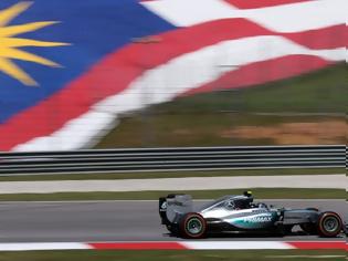 Φωτογραφία για H Mercedes την Pole Position και η Ferrari 2η!!!