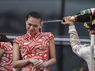 Φωτογραφία για #ChampagneGate: Γιατί το σεξιστικό σκάνδαλο στη Formula 1 είναι αστείο