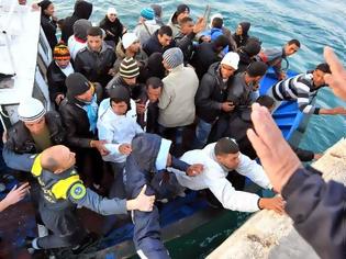 Φωτογραφία για Επιδείνωση των κυμάτων μεταναστών αναμένει η Κομισιόν