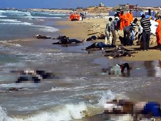 Φωτογραφία για Πλοιάριο με 700 μετανάστες ναυάγησε ανοιχτά της Λιβύης - Φόβοι για εκατοντάδες νεκρούς