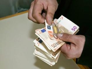 Φωτογραφία για Μοιράζει χρήμα η κυβέρνηση! Ποιοι θα πάρουν αύξηση 200 ευρώ;
